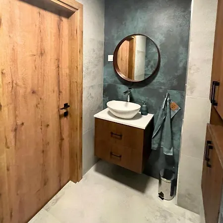 Stylish Getaway 1bdr Near Mall And Metro Station Apartament