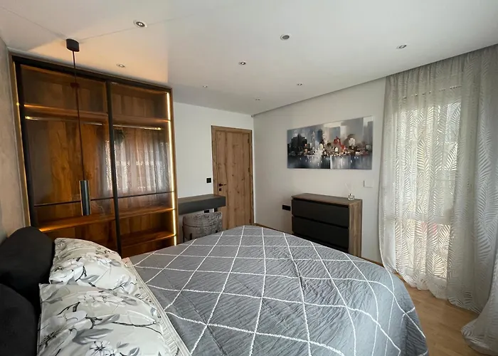 Stylish Getaway 1bdr Near Mall And Metro Station Sofie