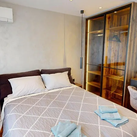 Stylish Getaway 1bdr Near Mall And Metro Station