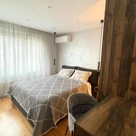 Stylish Getaway 1bdr Near Mall And Metro Station *