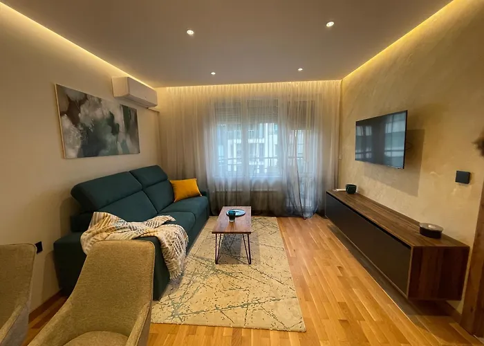 アパート Stylish Getaway 1bdr Near Mall And Metro Station ソフィア